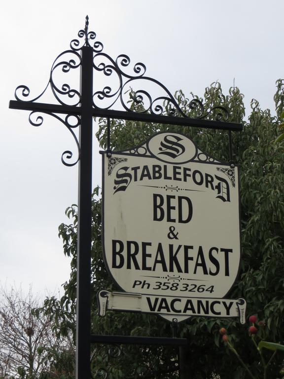 Airport Stableford B&B Крайстчёрч Экстерьер фото